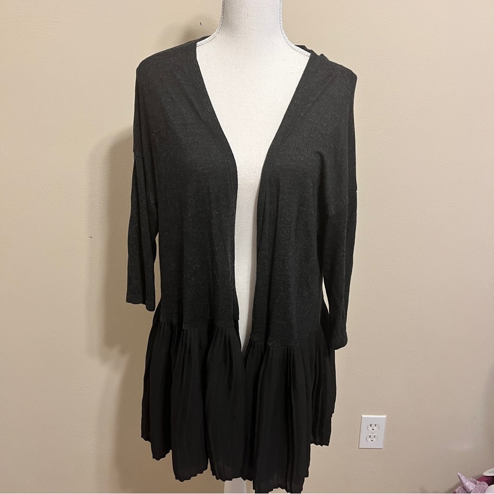W5 Pleat Back Open Cardigan